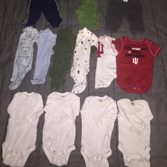 0-3mo boy bundle - Picture 2 of 2